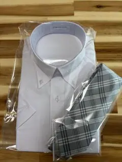 新品 ORIHICA 半袖 ボタンダウン ドレスシャツ Lサイズ ネクタイセットのサムネイル