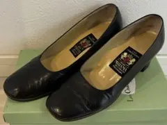 スクエアトゥ パンプス