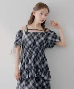 NICE CLAUP ナイスクラップ 　バルーン袖ティアードワンピース