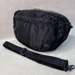 ⭐️美品⭐️ポーター PORTAR タンカー ショルダーバッグ　ハーフムーン　黒