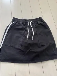 ピンクラテ ブラック スカート ロゴ入り 160cm