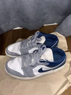 V*e様 Nike Air Jordan 1 Low ホワイト/グレー/ネイビー