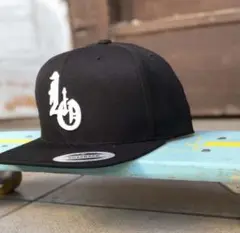黒　スナップバック　　キャップ LOCALS ONLY