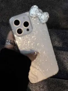 ホワイト グリッター リボン iPhone15ケース