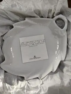 ロイヤルコペンハーゲン ファン ホワイト プレート 6客 廃盤 レア レリーフ ロイヤルコペンハーゲン ファン ホワイト プレート 6客 廃盤 レア