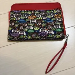 Disney キャラクター柄 ポーチ 赤