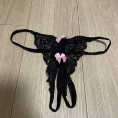 セクシーランジェリー　コスプレ　レース黒Tバックショーツ リボン付き