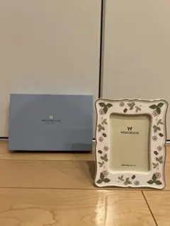 2025年最新】WEDGWOOD フォトフレームの人気アイテム - メルカリ