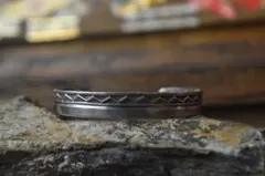 NAVAJO／Henry Mariano／sterling silverバングルのサムネイル