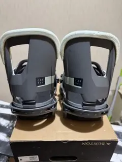 Item thumbnail for item 250bd75e-e775-44f3-85ad-a488c2512e5c