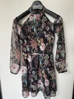 ストラディバリウス花柄ワンピース