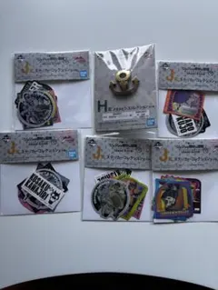 ジョジョの奇妙な冒険 一番くじ　ステッカー5種＋ピンバッチのセット