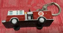 ユニバーサルスタジオジャパン（USJ）　消防車　キーホルダー　レアのサムネイル