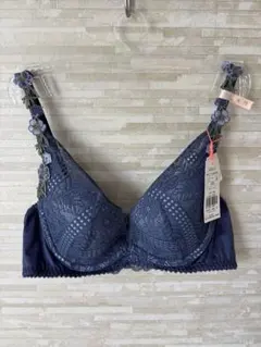 A75」トリンプ 夢みるブラ DeepV フレーバーウォーター ブラジャー