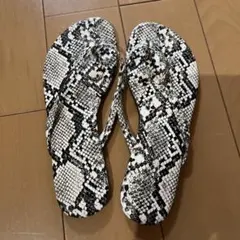 UNITED ARROWS サンダル　36（22.5㌢〜23㌢）のサムネイル