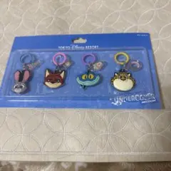 ディズニーリゾート ズートピア チャームセット　新品
