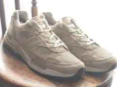 New Balance 992 ベージュ スニーカー