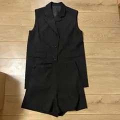 ブラック ジレ・ショートパンツ セット