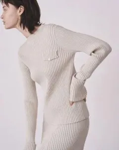 Mila Owen SETUPポケット付袖折り返しニットトップス　ミラオーウェン