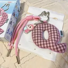 ラブブ　イニシャルキーリング Q