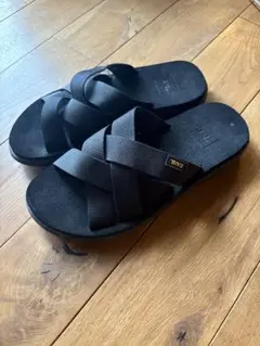 Teva ブラック クロスストラップ サンダル　25.5cm
