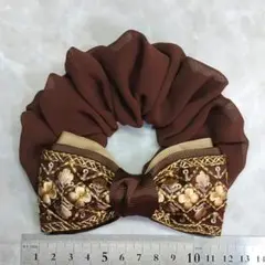 9214. ハンドメイドシュシュ