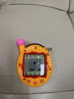 美品　超じんせーエンジョイ! たまごっちプラス モジモジおれんじ