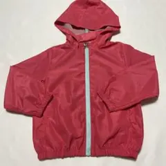 赤色フード付きジャケット