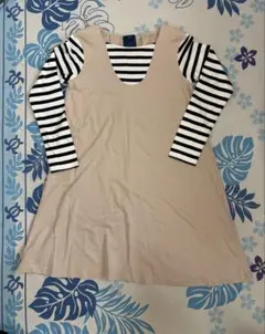 【最終処分価格】新品・ベージュのストライプ長袖ワンピース 130cm