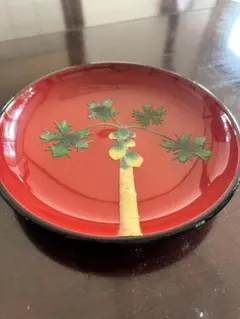 朱漆塗 パパイヤ文様 盆 漆器 朱漆塗 パパイヤ文様 盆 漆器 - メルカリ