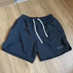ナイキ NIKE ブラック ショートパンツ Mサイズ