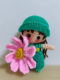 あみぐるみキーホルダー　ピンクコスモスちゃん