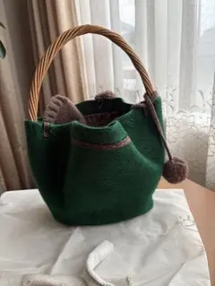 ebagos メタリックレザーかご付ききんちゃく ゴールド色 ebagos メタリックレザーかご付ききんちゃく ゴールド色 - メルカリ