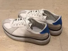 2026年最新】onitsuka tiger delecityの人気アイテム - メルカリ