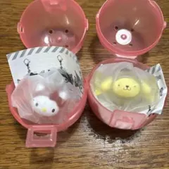 サンリオキャラクターズ　つながるキャンディチャーム　キティ　ポムポムプリン