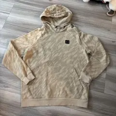 Under Armour カモフラージュパーカー LG
