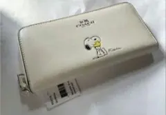 【新品未使用】COACH 長財布 スヌーピー／ホワイトのサムネイル