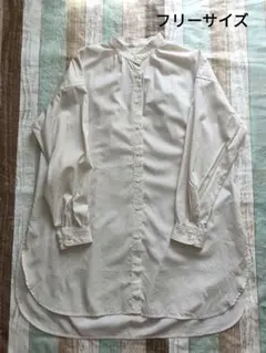 メ*ン様 アイボリー ボタン付き スタンドカラーロングシャツ