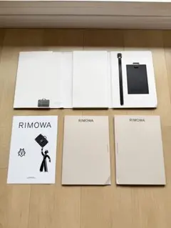 リモワ 旅行用品