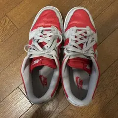 Nike Dunk ローカット レッド/グレー スニーカー