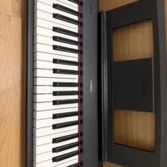 YAMAHA 電子ピアノ キーボード 本体　61鍵盤のサムネイル