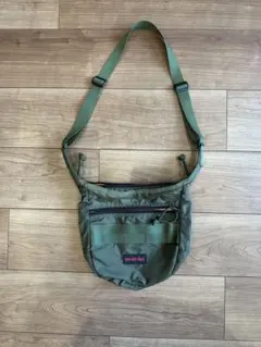 BRIEFING オリーブグリーン ショルダーバッグ