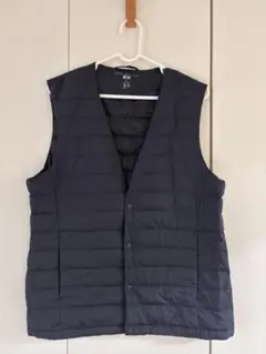 ユニクロ　ウルトラライトダウンベスト　ネイビー　M
