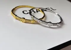 [新品]CHANELシャネル　バングル　ブレスレット　ノベルティ　　2本セット 新品 CHANEL ブレスレット バングル 2本セット バラ売り可 - メルカリ
