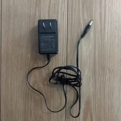 汎用ACアダプター 黒【新品未使用】