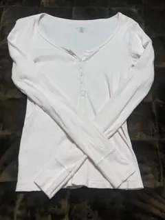 Brandy Melville トップス　ピンク