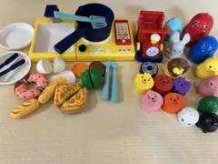 知育玩具　こどもチャレンジ　おしゃべりキッチンといろっぴとおしゃべり汽車のサムネイル