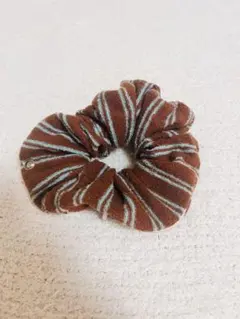 【niko and…】シュシュ型ポーチ