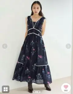 【新品未使用】フラワードロストディティールワンピース