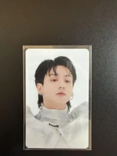 BTS ジョングク GOLDEN 展示会 入場特典 トレカ